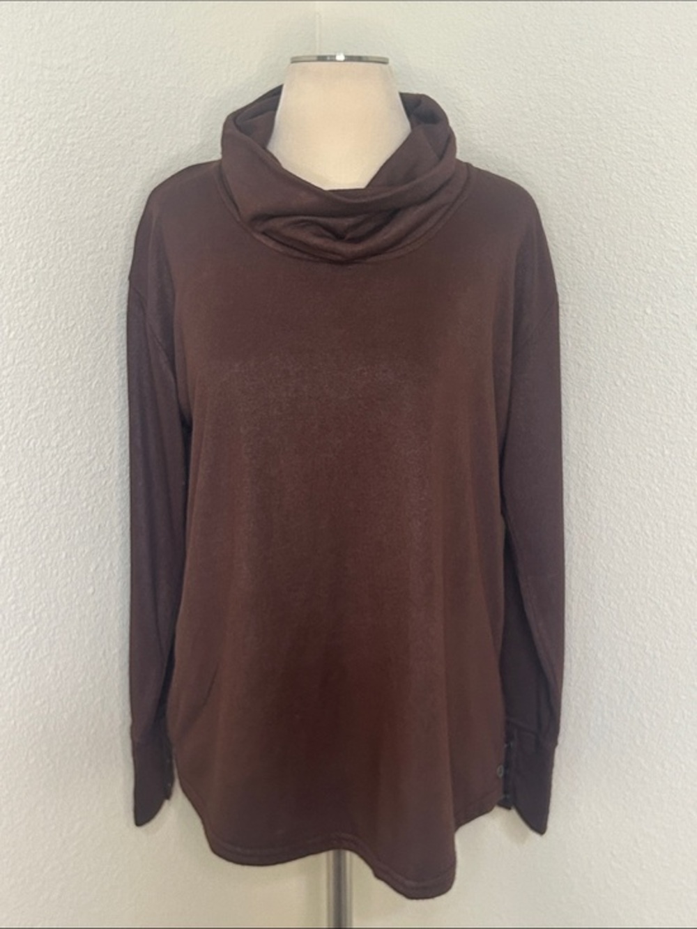 Jane + Delancey Long Chocolate Brown Cowlneck Sweatshirt Button Sleeves M Medium